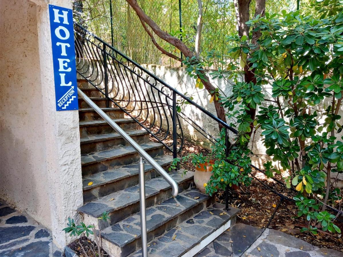 קבלייר-סור-מר Hotel Cap Soleil מראה חיצוני תמונה