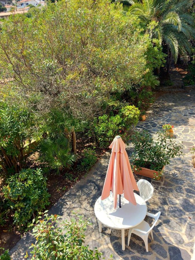 קבלייר-סור-מר Hotel Cap Soleil מראה חיצוני תמונה